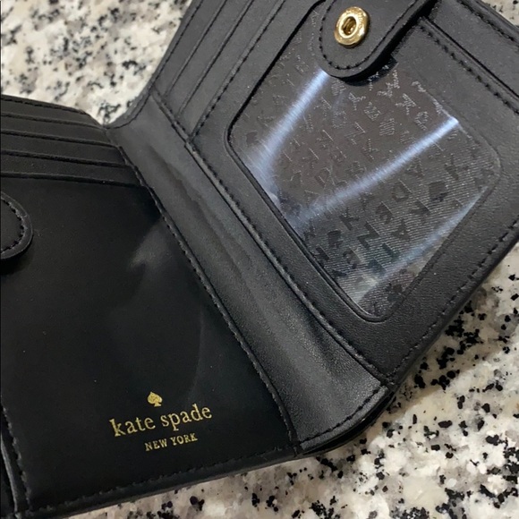 Brand New Kate Spade Wallet - Picture 7 of 8